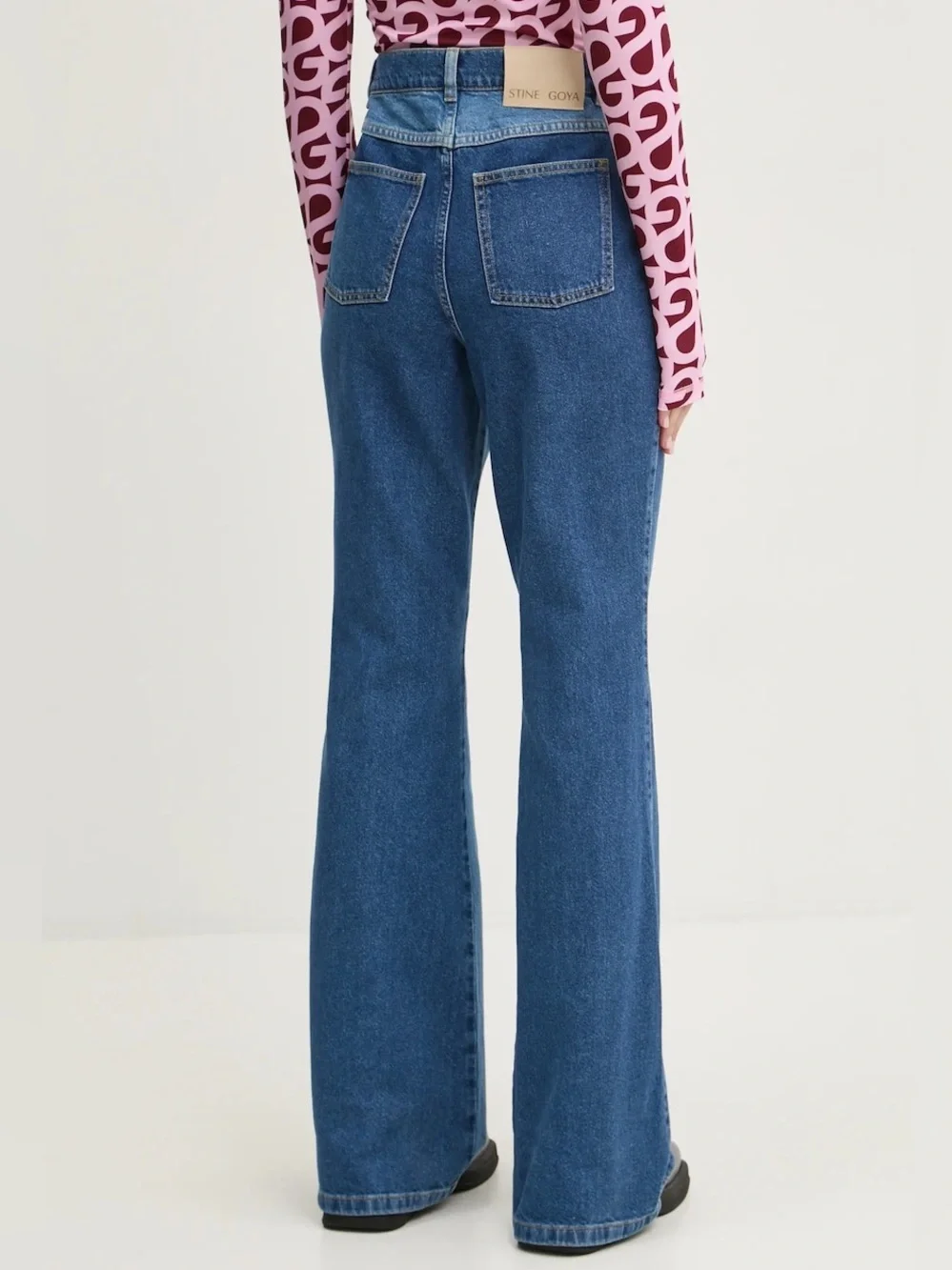 Stine Goya Women’s High Rise Two Tone Flared Split Wash Jeans Size 28 NWT